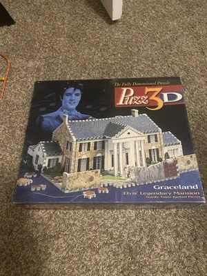 Vintage Elvis The King GRACELAND Mansion 1994 Wrebbit PUZZLE 3D Jigsaw Puzzle  - Image 1 of 4