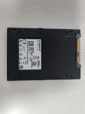 Kingston KC600 SKC600/256G 256 GB SATA III 2.5 in Solid State Drive - Image 1 of 3