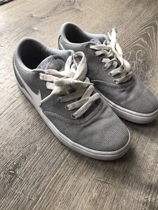 nike sb check solar canvas grey