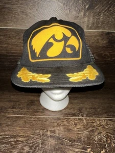 VTG Iowa Hawkeyes Baseball Cap Trucker Hat Mesh Men Snapback Scrambled Eggs USA - Picture 1 of 8