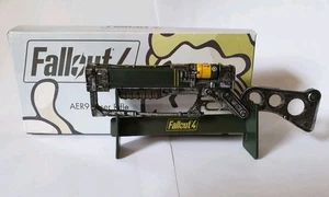 Fallout 4  AER9 Laser Rifle Loot Box June 2017 Minature Boxed with Stand - Mint - Picture 1 of 21