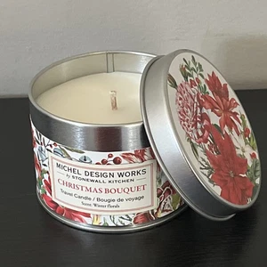 Christmas Candle In Decorative Tin, Scent: Winter Florals. Michel Design Works - Picture 1 of 4