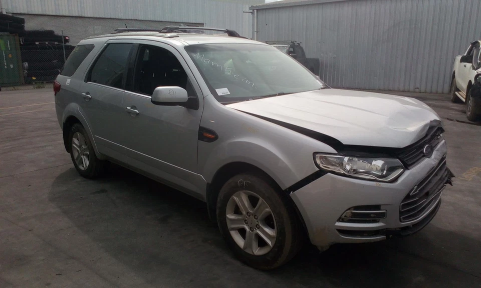 FORD TERRITORY RIGHT FRONT HUB ASSEMBLY SZ MKI-MKII, RWD, 04/11-12/16 - image 1 of 1