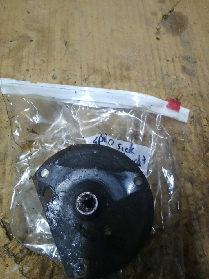 Ski Doo Blizzard 1982 5500mx carcasa de cojinete de transmisión Foto 1 de 2