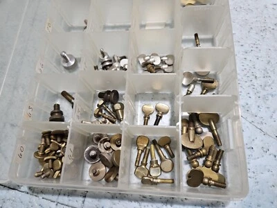 Tornillos de cuello antiguos muchos instrumentos musicales de latón de viento de madera reparación piezas nuevas Foto 1 de 4
