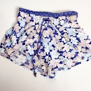 Vanilla Star Size S Women’s Shorts Floral Fly Away Pockets Blue - Picture 1 of 9