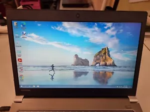 Toshiba Portege Z30-A intel-i5 , 8GB Win10 Pro Laptop - Picture 1 of 8