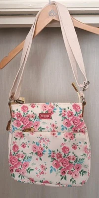 TROOP Classic Collection Beige Floral Cross Body Messenger Bag TRP0237 BNWT - Image 1 of 4