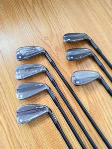 TAYLORMADE P790 IRON SET 4-PW BLACK RH - DYNAMIC GOLD 105 S300 SHAFT BRAND NEW - Picture 1 of 9