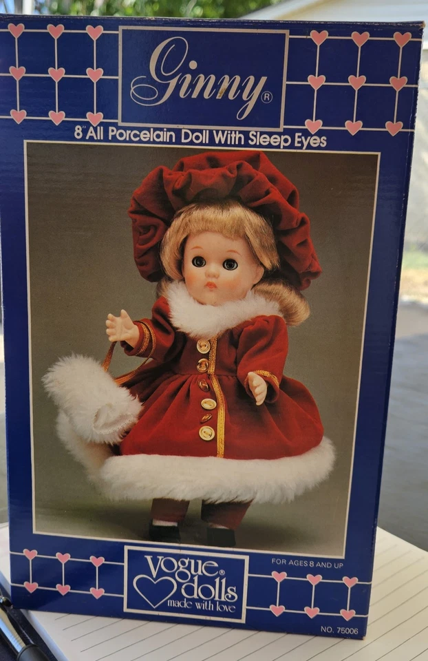  MUÑECA GINNY DE PORCELANA - TRAJE DE TERCIOPELO - MODA - 1984 Foto 1 de 1