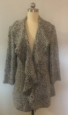 Chaqueta Calvin Klein Estampado B&W Forrado Tejido Cortina Frontal Talla 12 Foto 1 de 4