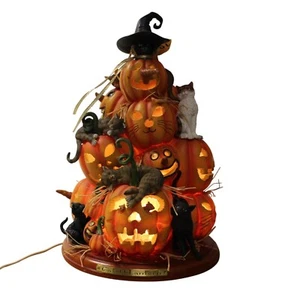 Charles Wysocki Cat-O-Lantern Halloween Light-Up Pumpkin Tower Decoration - Picture 1 of 13