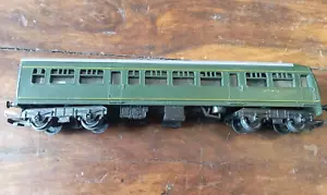 OO Gauge Carriage: Triang R157/8 DMU Green Dummy Trailer Car - Picture 1 of 8