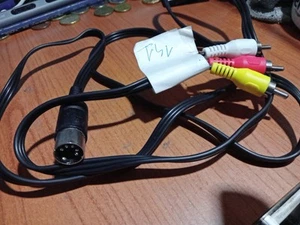 Cavo AV audio + Video RCA, 140 cm, Commodore 64 C64C C16 PLUS4 C128 64 VIC20 - Foto 1 di 4