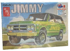 1972 GMC Jimmy AMT 1:25 Scale Plastic Model Kit - Picture 1 of 4