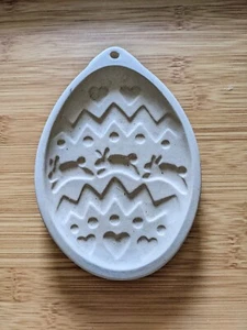 1988 Brown Bag Cookie Art Easter-Egg Mold & Instructions booklet with Recipes   - Picture 1 of 2