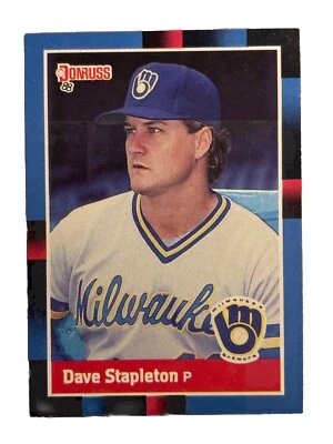Excellent: Vintage 1988 Donruss Dave Stapleton Milwaukee Brewers Rookie Card - Image 1 of 2