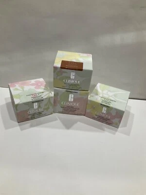 Clinique Blended Face Powder Pick shade  0.88 oz / 1.25 pick shade free shipping - Image 1 of 2