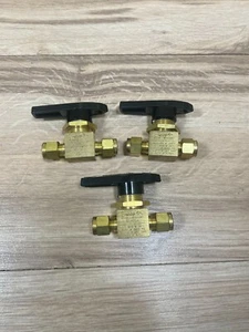 1 - SWAGELOK B-43S4 / B43S4 NEW OPEN BOX  3 - available - Picture 1 of 3