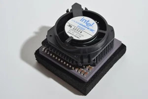 Intel PODP3V150 Pentium OverDrive Prozessor 150MHz 486 Pentium Upgrade - Bild 1 von 5