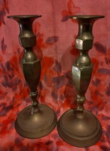 Par de candelabros vintage de latón de aproximadamente 10,5 pulgadas candelabro de cámara - Imagen 1 de 11