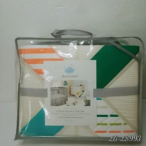 Neu Cloud Island Sweet Critters 4-teiliges Kinderzimmer Krippe Set Chevron Bettdecke - Bild 1 von 6