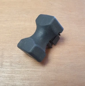 RENAULT 5 GT TURBO USED GENUINE CLUTCH PEDAL STOP  CREAM OR BLACK - Picture 1 of 2