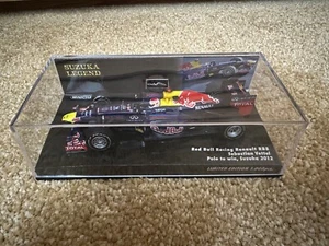 1/43 Minichamps 413120301 Red Bull RB8 Sebastian Vettel 2012 Suzuka Legend Win - Imagen 1 de 3