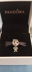 PANDORA Charm Bambina Scheletro Halloween - Foto 1 di 4