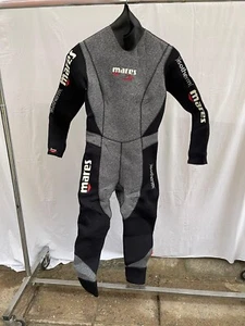 Mares Isotherm 5mm Semi-Dry Wetsuit - Size M - Picture 1 of 7