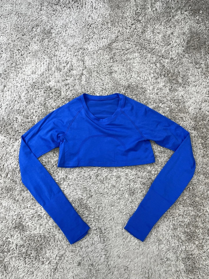 Lululemon Swiftly Tech Long Sleeve Crop Top Womens Small Blue Thumbholes V-Neck - Image 1 of 4