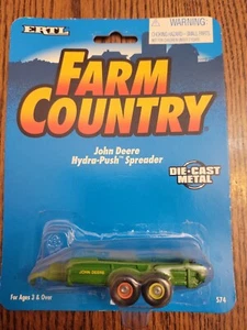 Ertl Farm Country John Deere Hydra-push Spreader 1:64 Green Die-cast - Picture 1 of 4