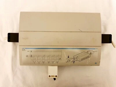 Hager TC124 EIB/INSTABUS/KNX Licht Verteiler, Raumcontroller - Bild 1 von 3