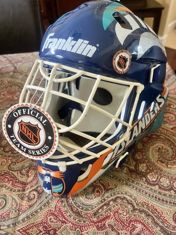 New York Islanders Unsigned Franklin Sports Replica Full-Size Goalie Mask Cover