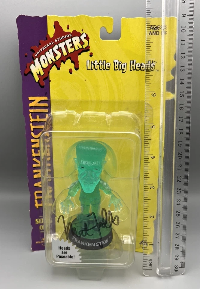 Figura Frankenstein Universal Monsters Little Big Heads firmada por Mat Falls 1999 Foto 1 de 4