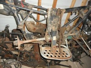 OEM 1985 86 87 POLARIS TRAILBOSS 250 2x4 REAR END, AXLE SWINGARM CARRIER ASSY - Picture 1 of 3
