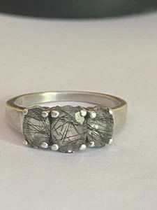 Vintage Sterling Silber Turmalinierter Quarz Trilogie Ring Größe S - Bild 1 von 9