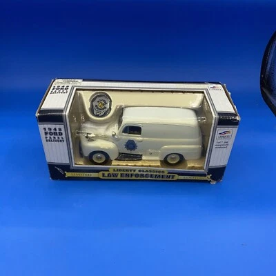 Liberty Classics Law Enforcement Denver Police 1948 Ford Panel Diecast 1/7500 - Image 1 of 4