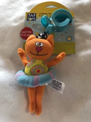 Juguetes TAF colgantes amigos saltadores juguete naranja suave juguete infantil Foto 1 de 4