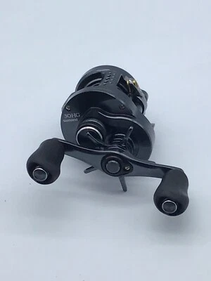 Carrete Shimano derecho 24 CALCUTTA CONQUEST EDICIÓN POCO PROFUNDA 30HG Foto 1 de 2