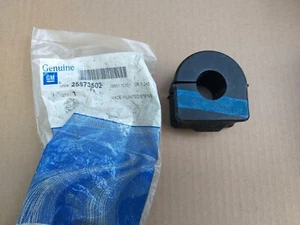 Genuine GM Front Stabilizer / Sway Bar Insulator Bushing Equinox Torrent OEM - Picture 1 of 7