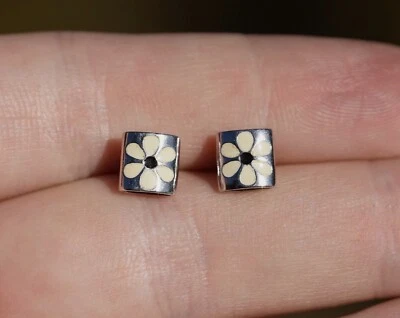 GCJ Designer Italian Made 14k Solid White Gold Yellow Enamel Stud Earrings - Image 1 of 4