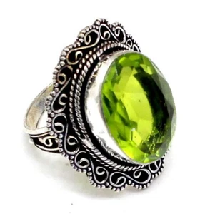 925 Sterling Silver Green Peridot Gemstone Handmade Jewelry Vintage Ring S-8.50 - Picture 1 of 2