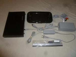 NINTENDO Wii U SYSTEM & GAME LOT 32GB NES SUPER MARIO BROS MARIOKART 8 COMPLETE  - Picture 1 of 9