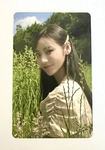 [JINSOUL] Loona Island 2020 Summer Package PreOrder Benefit Official Photo Card - Picture 1 of 2