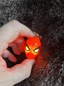 Marvel Spider-Man Light-Up Keyring - Picture 1 of 5