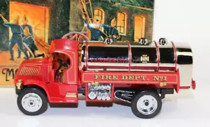 my812, Matchbox MoY 1923 Mack AC Water Ta. Fire Engine Feuerwehr OVP Neuw. YFE11 - Bild 1 von 10