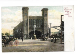 MA Postcard Salem, Mass. Boston & Maine Railroad RR Train Station Depot cars - Picture 1 of 2