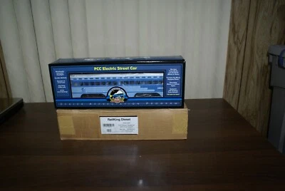 MTH NEW DAP PCC ELECTRIC STREET CAR FULLY TESTED NEW BATTERY 20-80002H PROTO 1 - Image 1 of 2