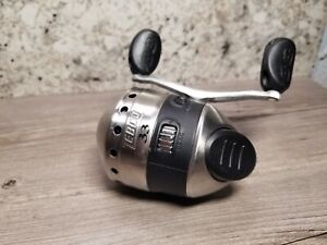 Zebco 33 Stainless Spin Cast Fishing Reel 